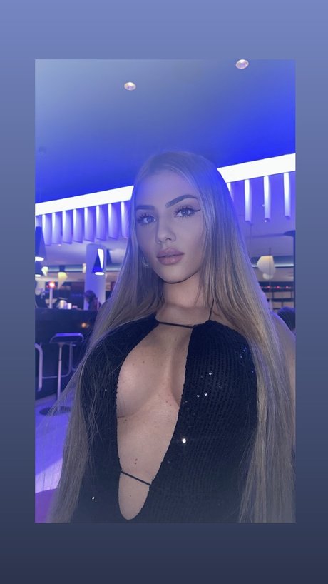 Olgasecret exclusive model pics