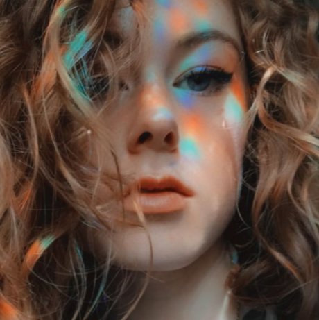 Chloe Novia model hot pics