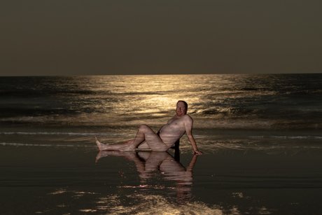 Normal2Nude nudes star picture