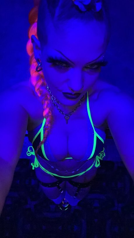 Nite Satellite nude pornstar img