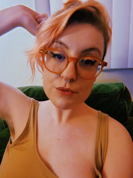 PEAR_ nude pornstar galleries