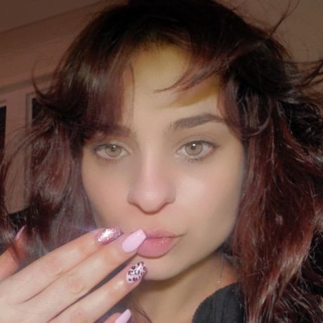 Peachsz pornstar naked picture