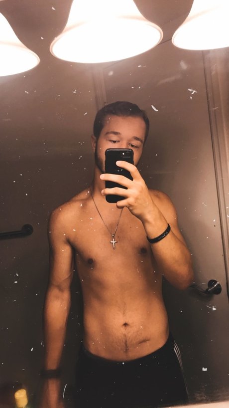 PassingThrough pornstar archive