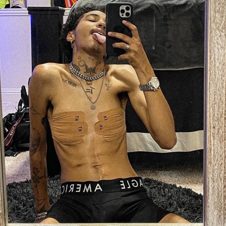 Trans Daddy star best image