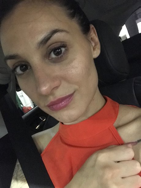 Flo_ model sexy images