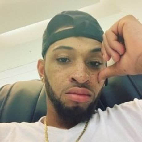 Jay R_ sexy model pics