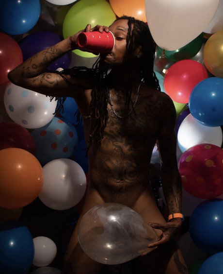 Dicc Em Down Crip star erotic img