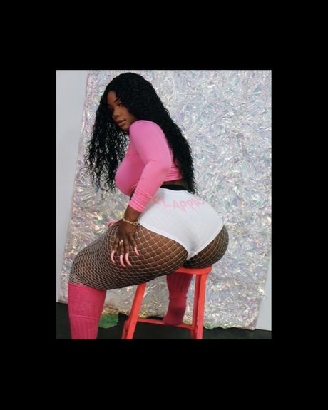 Prettyblaccc free model images