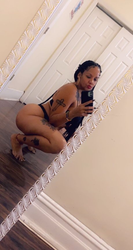 Pretty Mami star adult photos