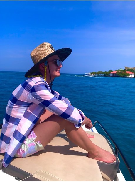 Julio Possos pretty model gallery