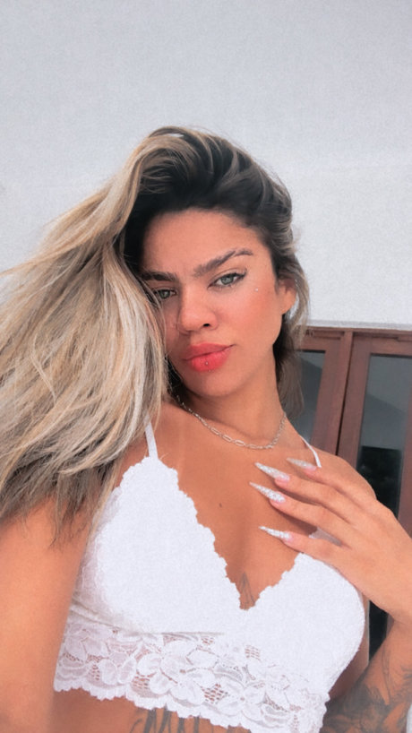 Lilit Fernandez pornstar beautiful photos