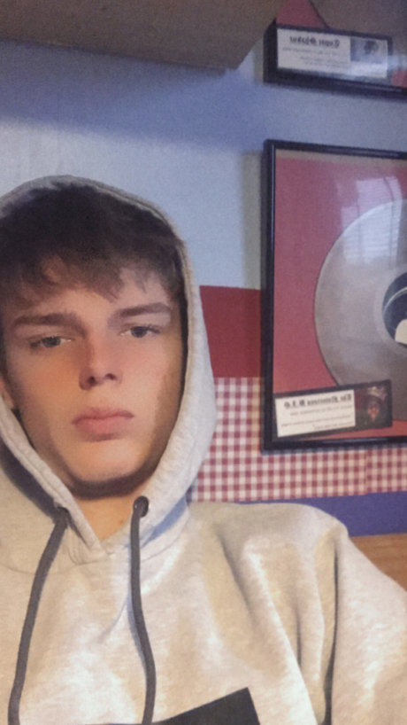 Plump piggy model pretty gallery