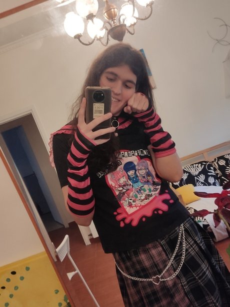 PinkyAli sexy model pics