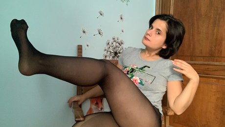 Queen Vanilla model best photo