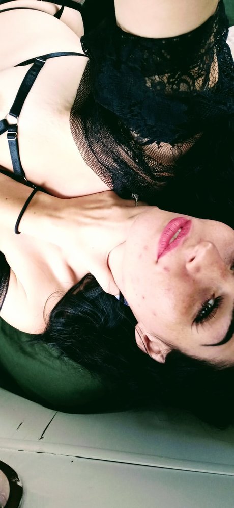 Qu N R_ pretty pornstar images