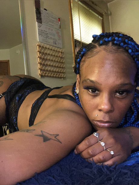 OceanDeep model porn pictures