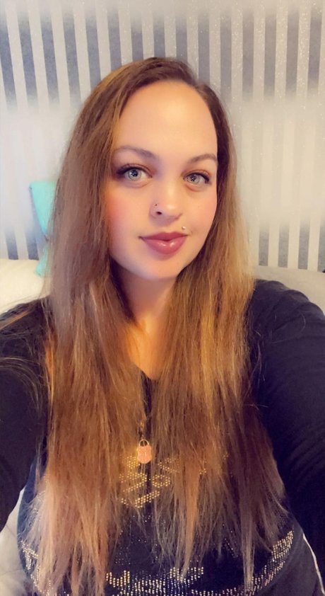 QueenSamantha pornstar erotic pictures