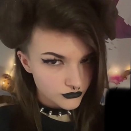 Evelyn Puppy_ naked star galleries