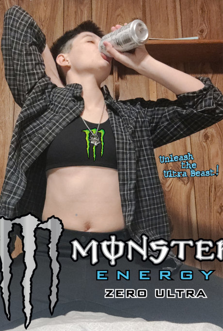 Isabella Mize naked pornstar img