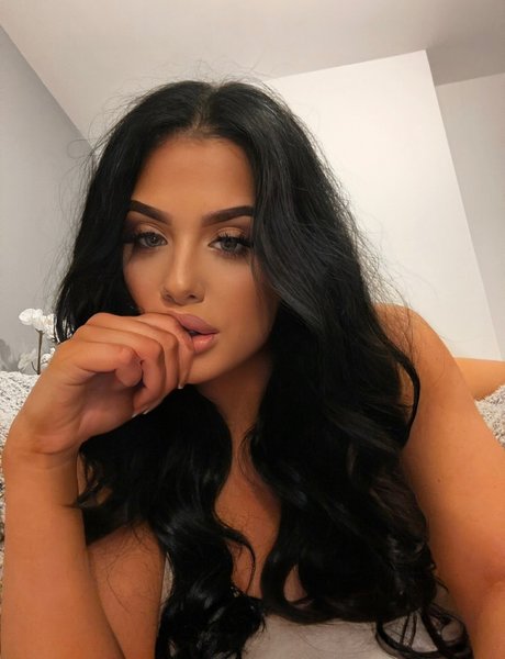 FREE TEASE ROO exclusive pornstar archive