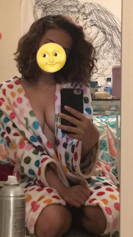 Prncss Plum hot model photo