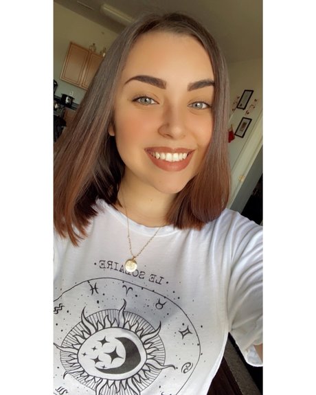 Pretty Scar Feet sexy pornstar photos