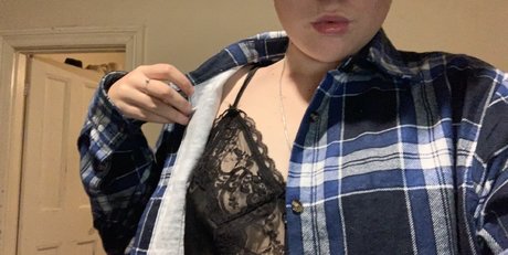 Jess Lucas nude model img