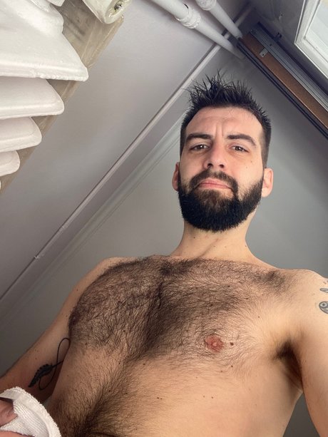 Gianniszanos sexy model pic