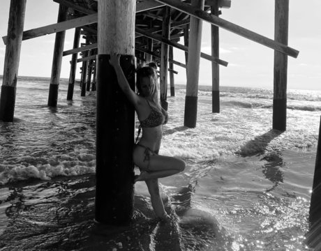 Riley Lynn beautiful star images