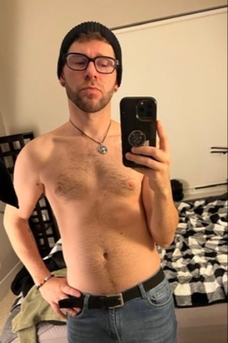 Riley Cole naked star pics