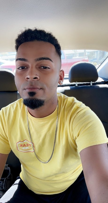 Rico Dripp model pic