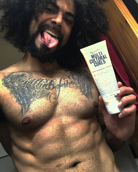 Rickey Bates model nude image