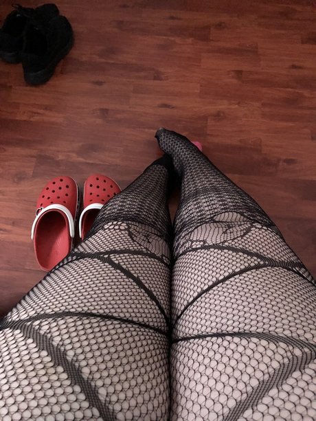 Reina Sasu nude actress image