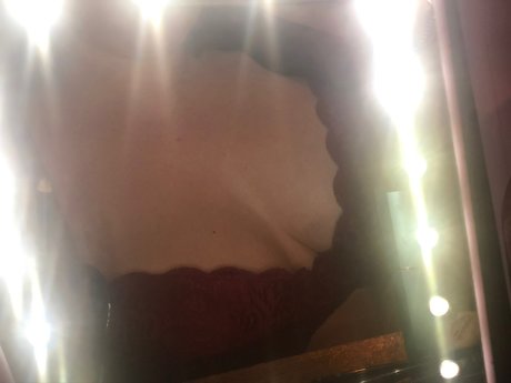 Maria L art star image