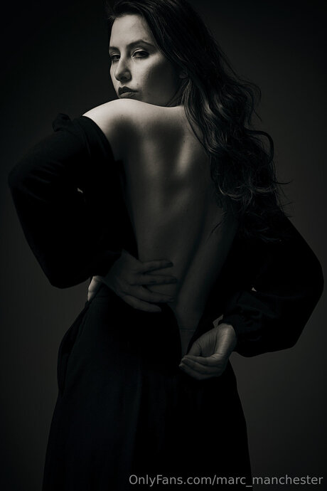 silicone onlyfans hot nude images