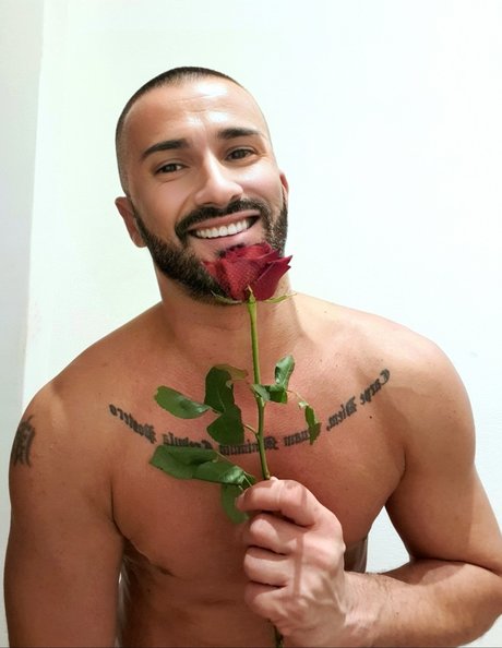 Manolo hot model image