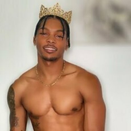 Itskymanii naked actress image