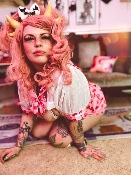 Pern Goblin Cryptid nude model pic