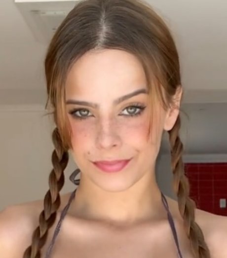 Aria Jonnes_ pornstar pictures