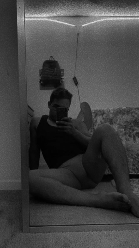 Roger Quintana star sex photos