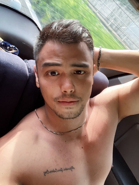 Marujin28 nude pornstar pics