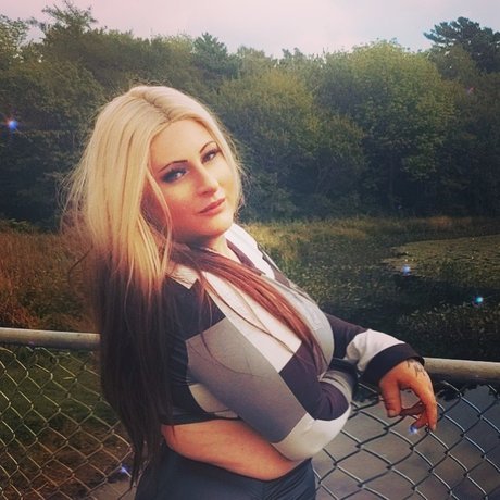 Martini XO model pornographic galleries