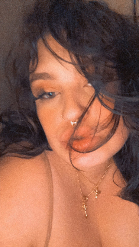 that fat azz btch pretty star photos