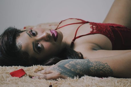 Kesha Marinda star beautiful photo