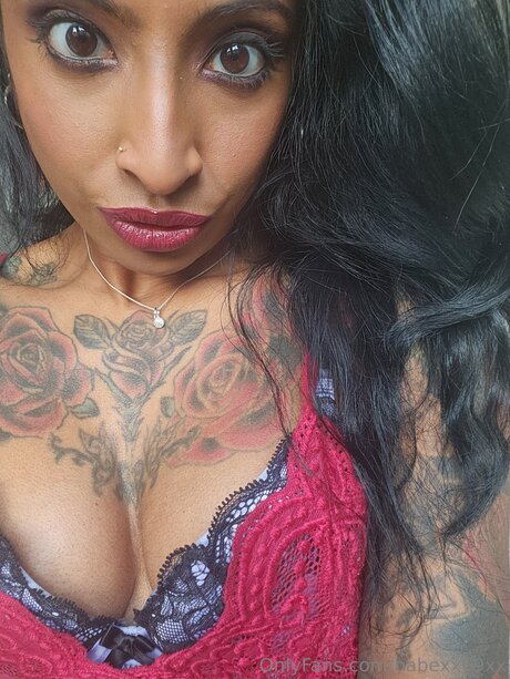 BabeXX69XX beautiful actress pictures