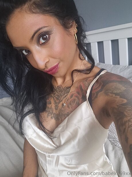 BabeXX69XX star erotic pics