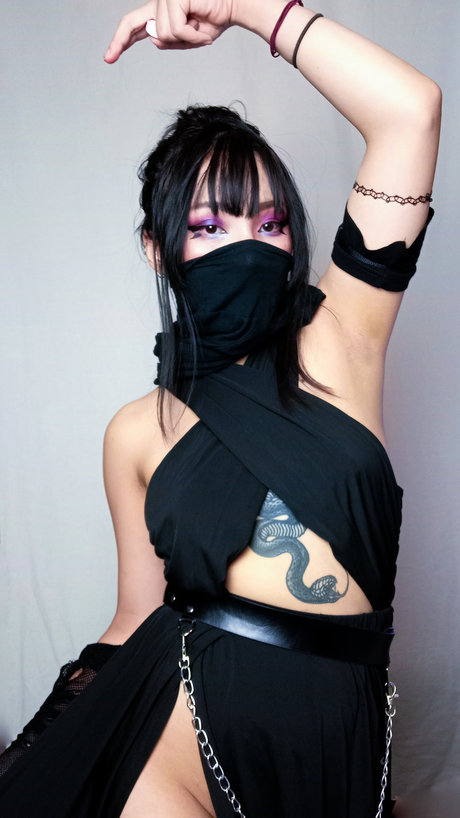 Banane Carotte model nice pictures