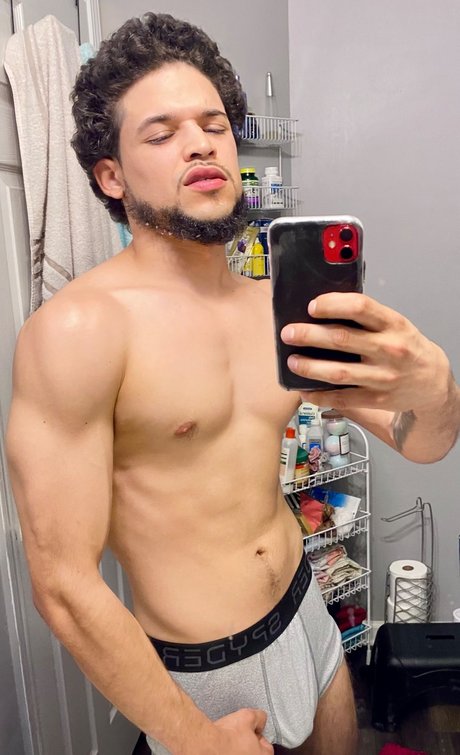 Anibalhunxho031 sex model pictures