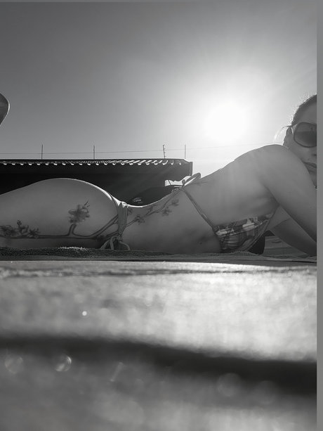 Branca_ pornstar naked photos