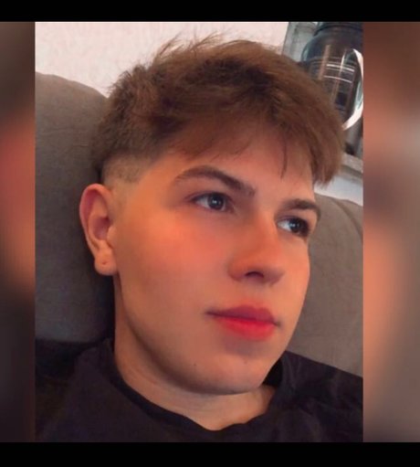 MAURICIO VILLAR pornstar pretty picture